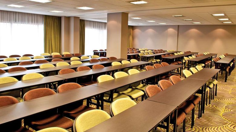 <b>Garden Court Umhlanga Meeting</b>. Images powered by <a href="https://iceportal.shijigroup.com/" title="IcePortal" target="_blank">IcePortal</a>.