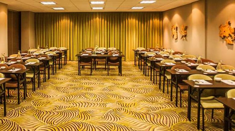 <b>Garden Court Umhlanga Meeting</b>. Images powered by <a href="https://iceportal.shijigroup.com/" title="IcePortal" target="_blank">IcePortal</a>.