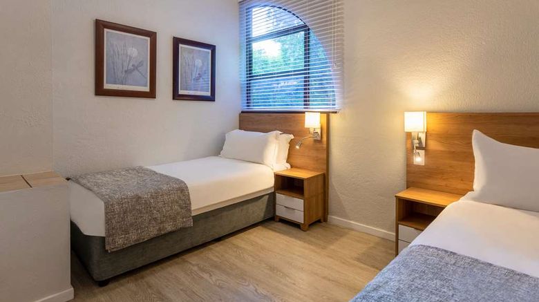 <b>Pine Lake Resort Room</b>. Images powered by <a href="https://iceportal.shijigroup.com/" title="IcePortal" target="_blank">IcePortal</a>.