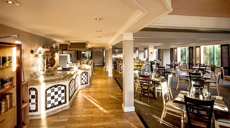 <b>Riverside Sun Restaurant</b>. Images powered by <a href="https://iceportal.shijigroup.com/" title="IcePortal" target="_blank">IcePortal</a>.