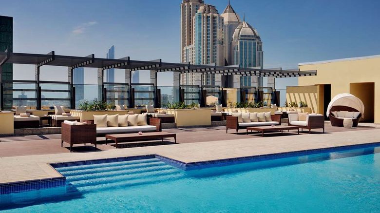 <b>Southern Sun Abu Dhabi Pool</b>. Images powered by <a href="https://iceportal.shijigroup.com/" title="IcePortal" target="_blank">IcePortal</a>.