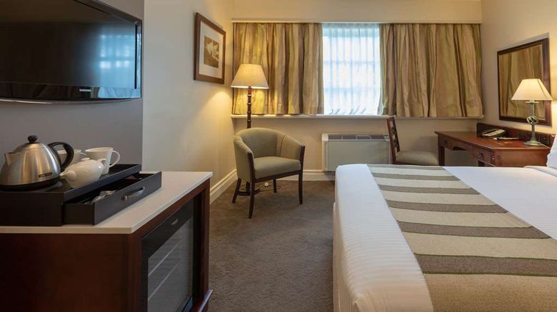 <b>Southern Sun Mbombela Room</b>. Images powered by <a href="https://iceportal.shijigroup.com/" title="IcePortal" target="_blank">IcePortal</a>.