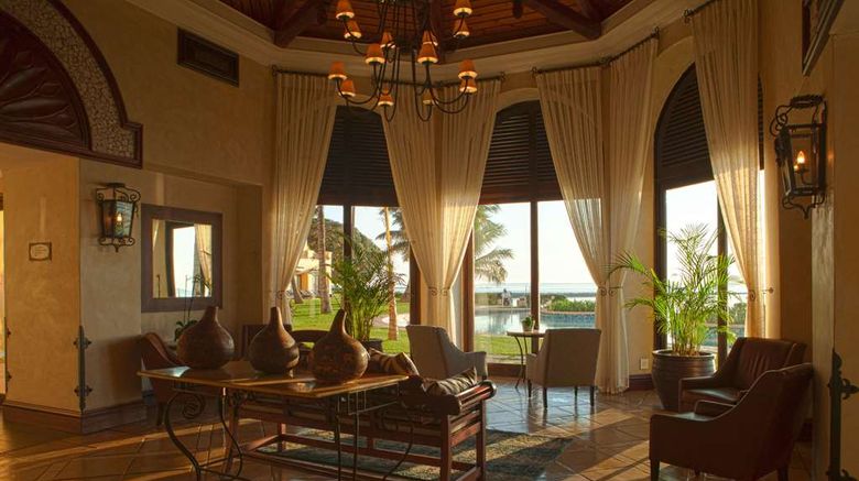 <b>Southern Sun Maputo Lobby</b>. Images powered by <a href="https://iceportal.shijigroup.com/" title="IcePortal" target="_blank">IcePortal</a>.