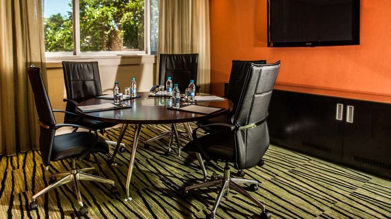 <b>Southern Sun Newlands Meeting</b>. Images powered by <a href="https://iceportal.shijigroup.com/" title="IcePortal" target="_blank">IcePortal</a>.