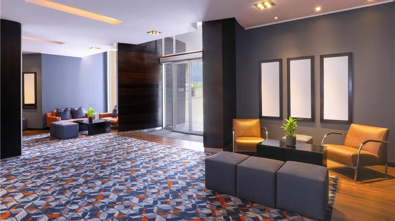 <b>Southern Sun Newlands Lobby</b>. Images powered by <a href="https://iceportal.shijigroup.com/" title="IcePortal" target="_blank">IcePortal</a>.