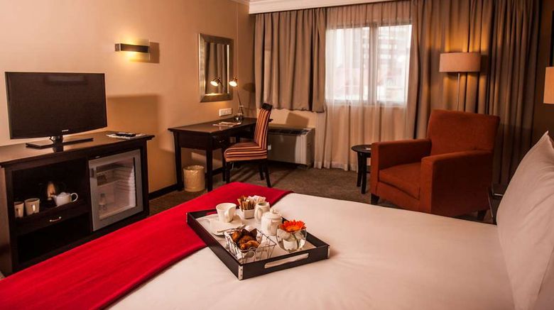<b>Southern Sun Pretoria Room</b>. Images powered by <a href="https://iceportal.shijigroup.com/" title="IcePortal" target="_blank">IcePortal</a>.