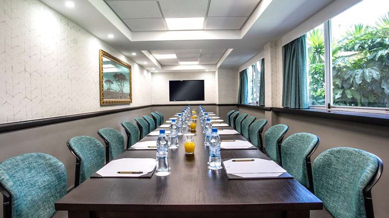 <b>Southern Sun Ridgeway Meeting</b>. Images powered by <a href="https://iceportal.shijigroup.com/" title="IcePortal" target="_blank">IcePortal</a>.