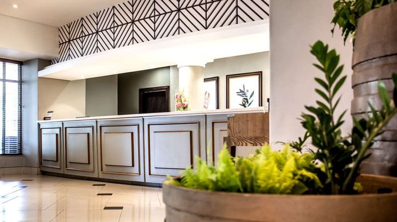 <b>Southern Sun Ridgeway Lobby</b>. Images powered by <a href="https://iceportal.shijigroup.com/" title="IcePortal" target="_blank">IcePortal</a>.