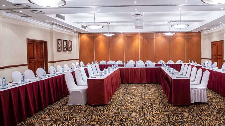 <b>Southern Sun Ridgeway Meeting</b>. Images powered by <a href="https://iceportal.shijigroup.com/" title="IcePortal" target="_blank">IcePortal</a>.