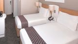 StayEasy Century City Room