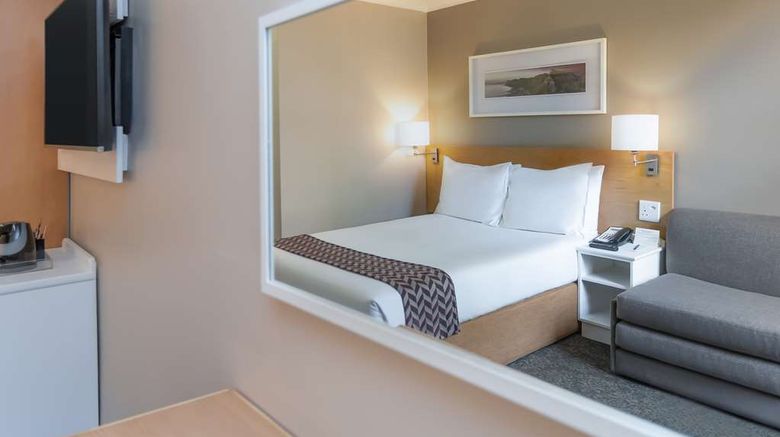 <b>StayEasy Century City Room</b>. Images powered by <a href="https://iceportal.shijigroup.com/" title="IcePortal" target="_blank">IcePortal</a>.