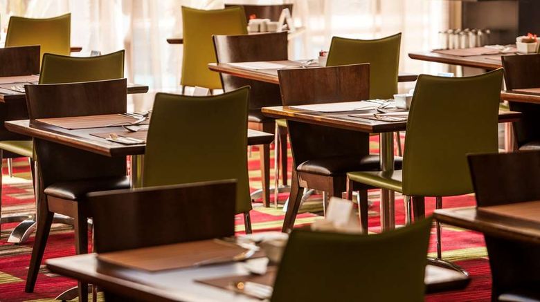 <b>StayEasy Eastgate Restaurant</b>. Images powered by <a href="https://iceportal.shijigroup.com/" title="IcePortal" target="_blank">IcePortal</a>.