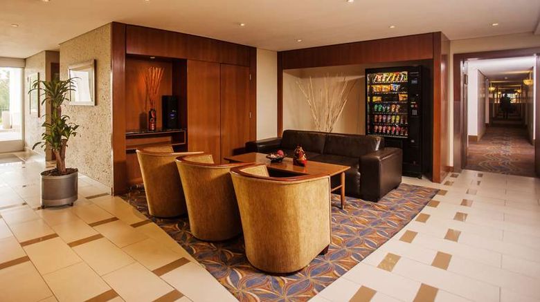 <b>StayEasy Eastgate Lobby</b>. Images powered by <a href="https://iceportal.shijigroup.com/" title="IcePortal" target="_blank">IcePortal</a>.