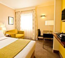 StayEasy Pietermaritzburg Room