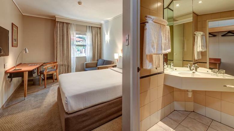 <b>StayEasy Pretoria Room</b>. Images powered by <a href="https://iceportal.shijigroup.com/" title="IcePortal" target="_blank">IcePortal</a>.