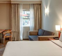 StayEasy Pretoria Room
