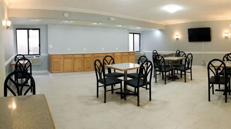 <b>Howard Johnson Waukegan Other</b>. Images powered by <a href="https://iceportal.shijigroup.com/" title="IcePortal" target="_blank">IcePortal</a>.