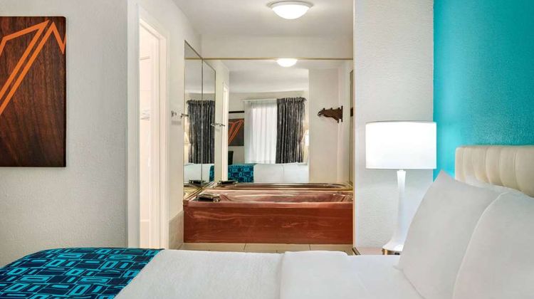 Howard Johnson Lookout Mountain Suite