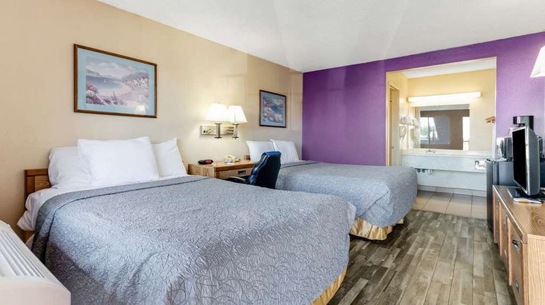 <b>Knights Inn Madera Room</b>. Images powered by <a href="https://iceportal.shijigroup.com/" title="IcePortal" target="_blank">IcePortal</a>.