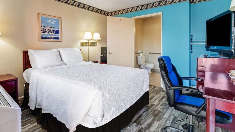 <b>Knights Inn Madera Room</b>. Images powered by <a href="https://iceportal.shijigroup.com/" title="IcePortal" target="_blank">IcePortal</a>.