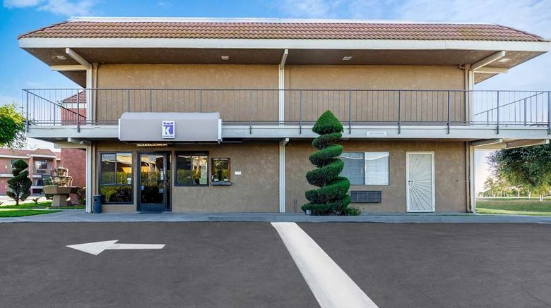 <b>Knights Inn Madera Exterior</b>. Images powered by <a href="https://iceportal.shijigroup.com/" title="IcePortal" target="_blank">IcePortal</a>.
