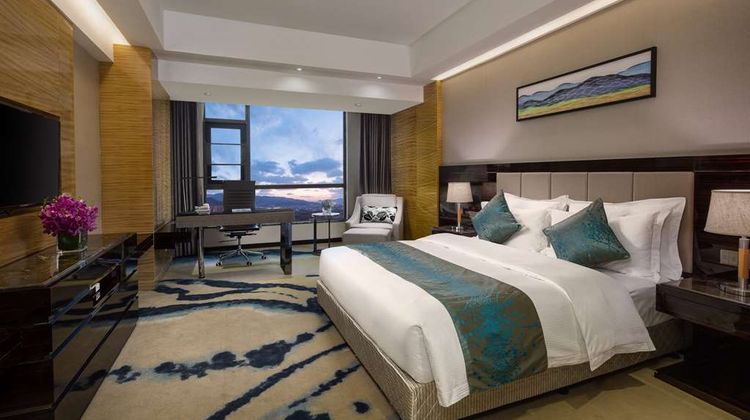 Ramada Huize Room