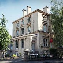 Victoria Square Hotel