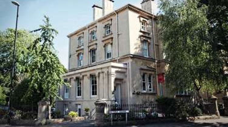 Victoria Square Hotel Exterior