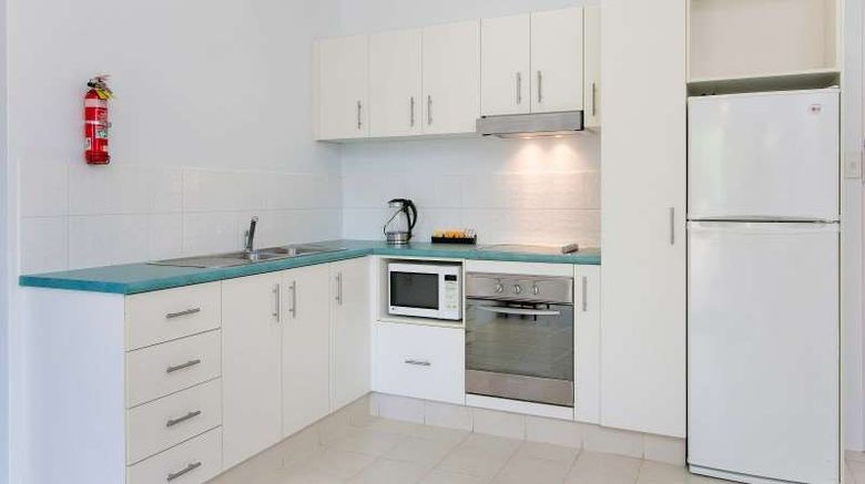 <b>Cairns City Palms Other</b>. Images powered by <a href="https://iceportal.shijigroup.com/" title="IcePortal" target="_blank">IcePortal</a>.