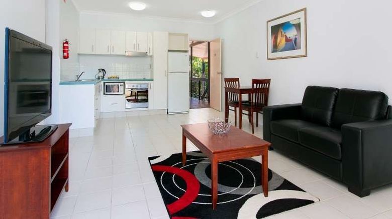 <b>Cairns City Palms Room</b>. Images powered by <a href="https://iceportal.shijigroup.com/" title="IcePortal" target="_blank">IcePortal</a>.
