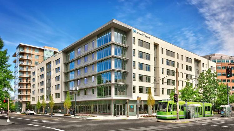 Hyatt House Portland/Downtown Exterior