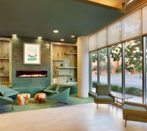Hyatt House Portland/Downtown Lobby