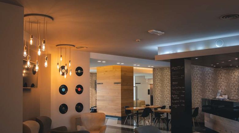<b>Best Western Mirage Hotel Fiera Restaurant</b>. Images powered by <a href="https://iceportal.shijigroup.com/" title="IcePortal" target="_blank">IcePortal</a>.