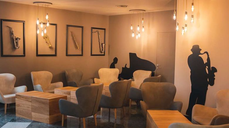 <b>Best Western Mirage Hotel Fiera Restaurant</b>. Images powered by <a href="https://iceportal.shijigroup.com/" title="IcePortal" target="_blank">IcePortal</a>.