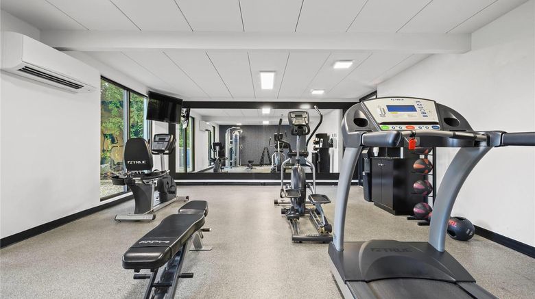 <b>La Quinta Inn & Suites Sturbridge Health</b>. Images powered by <a href="https://iceportal.shijigroup.com/" title="IcePortal" target="_blank">IcePortal</a>.