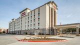 Hampton Inn/Suites Dallas - Central Expy Exterior