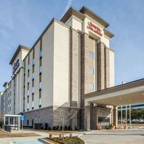 Hampton Inn/Suites Dallas - Central Expy