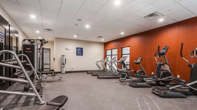 Hampton Inn/Suites Dallas - Central Expy Health