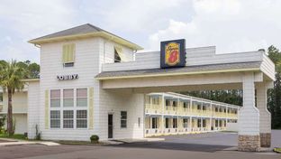 Super 8 Kingsland