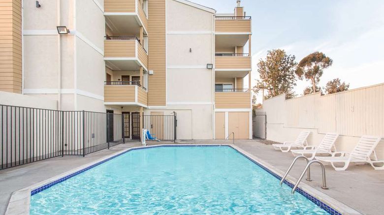 <b>Super 8 National City Chula Vista Pool</b>. Images powered by <a href="https://iceportal.shijigroup.com/" title="IcePortal" target="_blank">IcePortal</a>.
