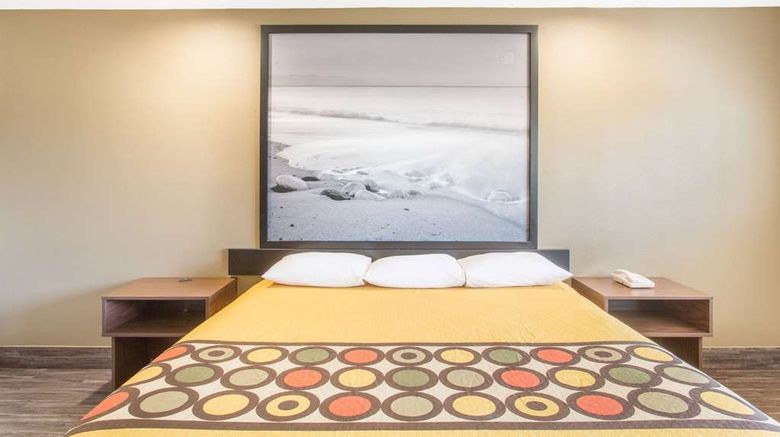 <b>Super 8 National City Chula Vista Room</b>. Images powered by <a href="https://iceportal.shijigroup.com/" title="IcePortal" target="_blank">IcePortal</a>.