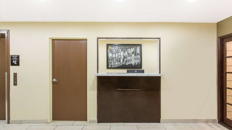 Super 8 National City Chula Vista Lobby