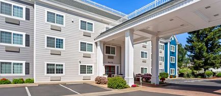 Best Western The Paradise Lodge Exterior