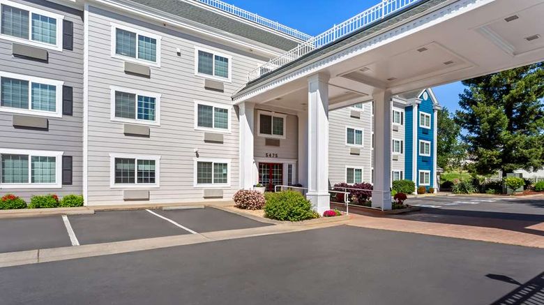 <b>Best Western The Paradise Lodge Exterior</b>. Images powered by <a href="https://iceportal.shijigroup.com/" title="IcePortal" target="_blank">IcePortal</a>.
