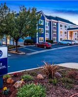 Best Western The Paradise Lodge