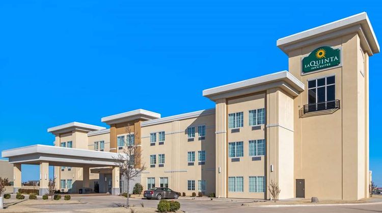 La Quinta Inn & Suites Weatherford Exterior