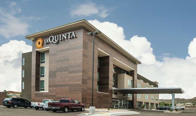 La Quinta Inn & Suites Kingman Exterior