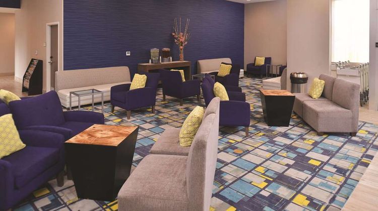 La Quinta Inn & Suites Page Lake Powell Lobby