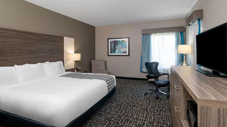 La Quinta Inn & Suites Forsyth Room