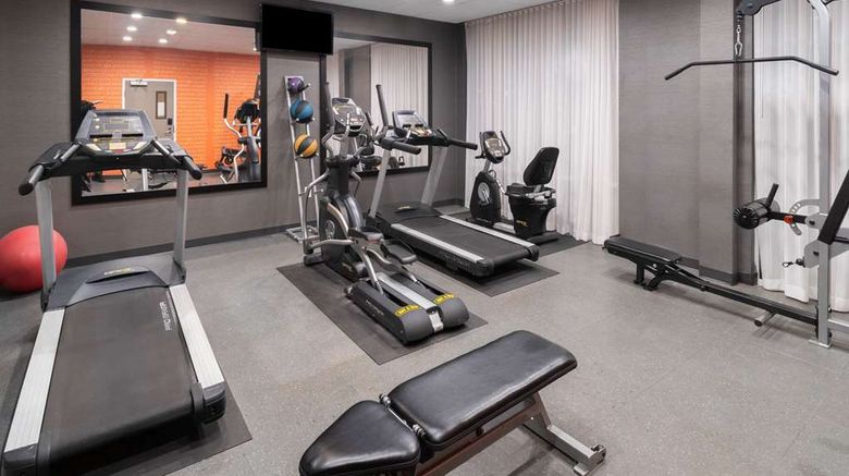 <b>La Quinta Inn & Suites Forsyth Health</b>. Images powered by <a href="https://iceportal.shijigroup.com/" title="IcePortal" target="_blank">IcePortal</a>.